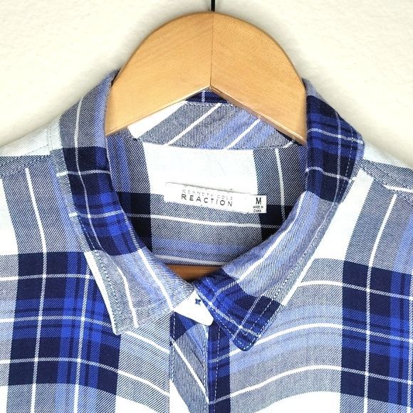KENNETH COLE REACTION Blue Plaid Long Sleeve Button Up Collared Shirt size M - Picture 3 of 13